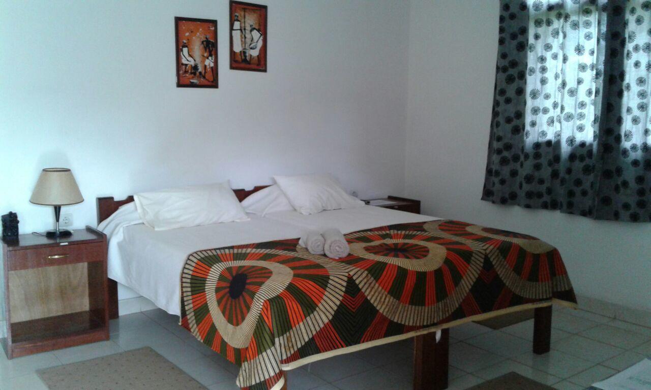 Pensao Residencial Reggio Emilia Pemba Bagian luar foto