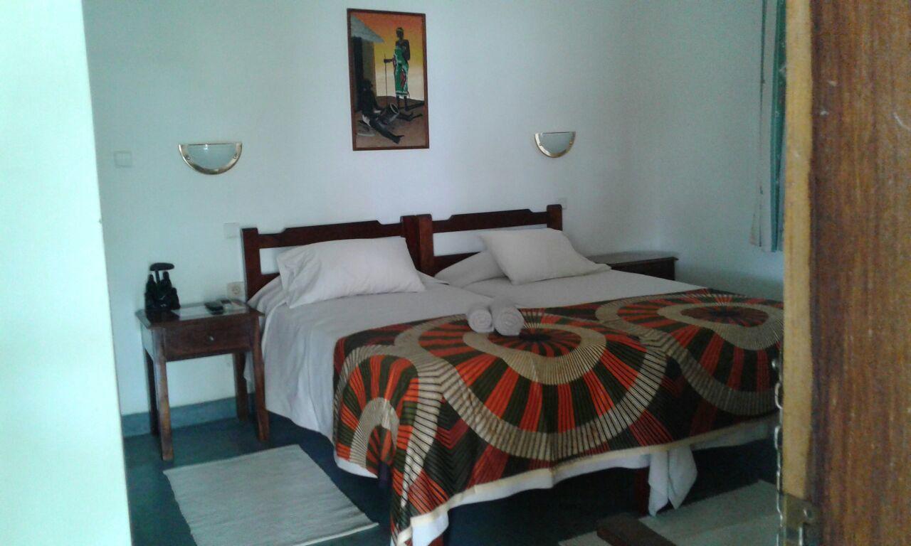 Pensao Residencial Reggio Emilia Pemba Bagian luar foto